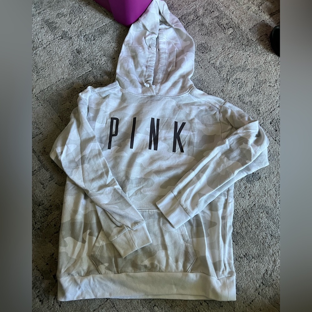 Victoria’s Secret Pink Camo Hoodie Sz S